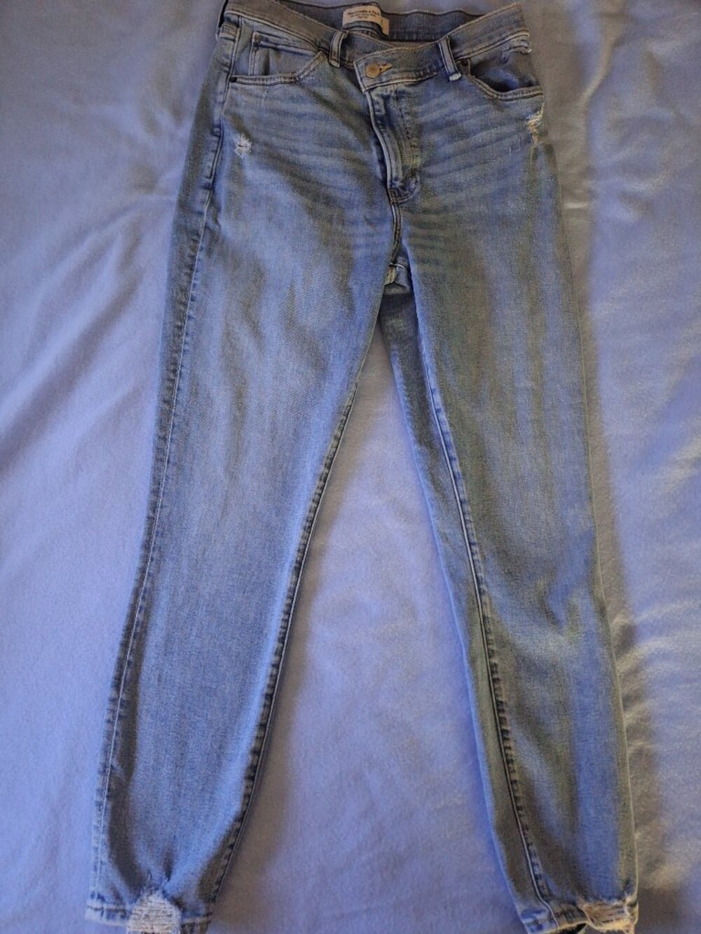 Abercrombie & Fitch Super Skinny Ankle High Rise Jeans – Light Wash – Size 29/8